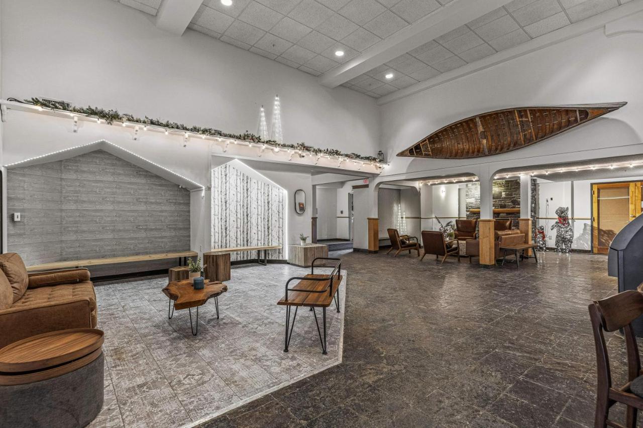 Apartment W116 New! Canmore- Whimsical Mountain Retreat Canmore