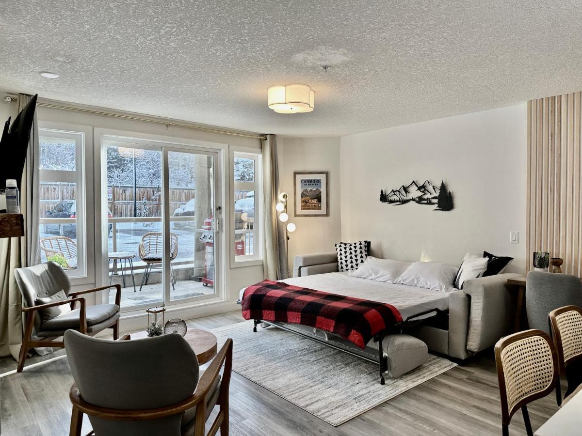 W116 New! Canmore- Whimsical Mountain Retreat * Canmore