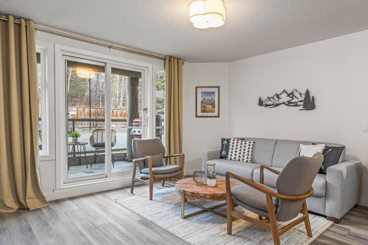 W116 New! Canmore- Whimsical Mountain Retreat Apartment